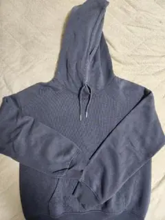 フード付きトレーナー