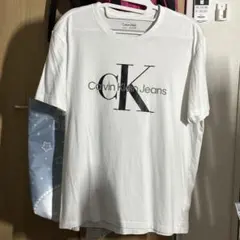 《美品・正規品》Calvin Klein Jeans メンズ 白Tシャツ
