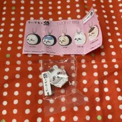 【匿名配送】ちいかわ　くら寿司　びっくらポン　モモンガ