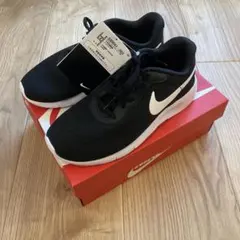Nike キッズスニーカー タンジュンDX9041-003 黒