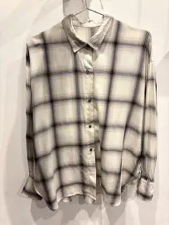 チェック柄長袖シャツ