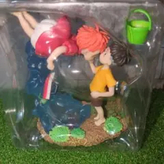 崖の上ポニョ　フィギュア　劇場用オブジェ　【非売品】スタジオジブリ 非売品】スタジオジブリ崖の上のポニョ劇場用オブジェ - メルカリ