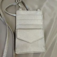 スマホショルダーバッグ　カードケース・コイン入れ付き　ゴールド