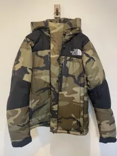 THE NORTH FACE カモフラージュ ダウンジャケットXS早い者勝ち - メルカリ