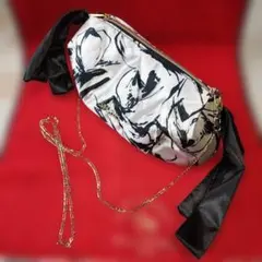 【未使用】SNIDEL スナイデル ✕新木優子コラボ チェーン付きリボンポーチ