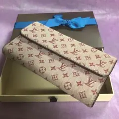 Item thumbnail for item 2092c34c-97a5-465f-b869-41cd9514bded