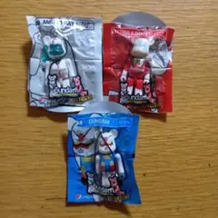 ガンダム✕ベアブリック ストラップフィギュア 3体セット
