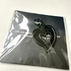 赤西仁 HEART LIVE 2026 限定 チャーム 7/5 黒 ハート - メルカリ