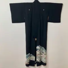黒留袖 正絹 五つ紋 鶴 御所車 裾模様 新品　、しつけ糸付き 未使用】 しつけ糸付き黒留袖 裾模様 風景画 金彩 礼装 - メルカリ
