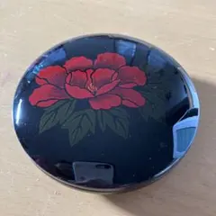 漆器 丸型 小物入れ 牡丹柄 郷土玩具 民芸品