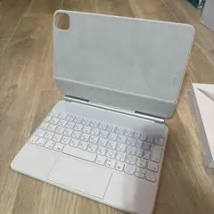 iPad Magic Keyboard 11インチ ホワイト