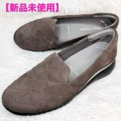【新品未使用】リーガルウォーカー22.5㌢3E キルティングスリッポン　ウェッジ