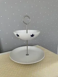 廃盤⭐︎希少★IKEA 2段 ケーキスタンド 星柄 プレートのサムネイル