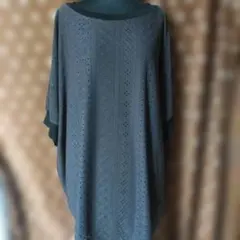 新品　パンチングレース ドルマンチュニックのサムネイル