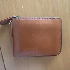 レザー 二つ折り財布　ノマドイ