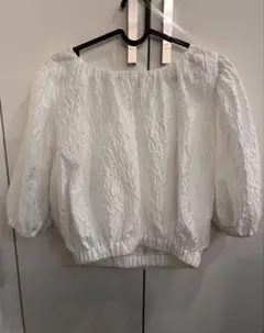 美品】Fitmore×YUNAコラボ！ふわふわフリンジペプラムトップス - メルカリ
