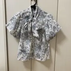 FRIFUL ボウタイブラウス　半袖　XSサイズ　花柄