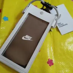 NIKEフォンクロスボディ　スマホショルダーポーチ※