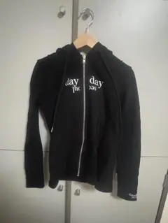 DAYDAYseoul パーカー