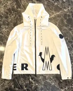 ✨美品⚜️MONCLER⚜️ブルゾン ジャケット ジャンパー アウターのサムネイル