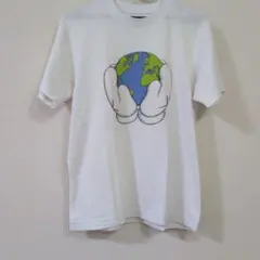 UNIQLO KAWS PEACE FOR ALL Tシャツのサムネイル
