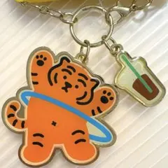 ムジークタイガー　フラフープ　ドリンク　キーホルダー　バッグチャーム　チャームのサムネイル