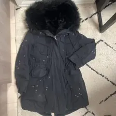 韓国ブランド【on&on】花柄刺繍 紺色 ダウンジャケット　フォックスファー