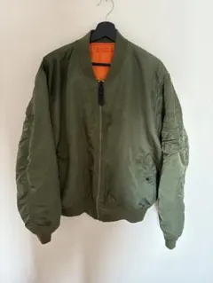 Alpha MA-1 USフライトジャケット オリーブ色