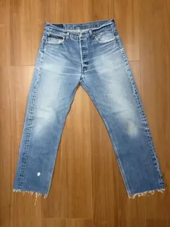 LEVI'S 501xx W35 USA製 ハチマル後期 90s カットオフのサムネイル