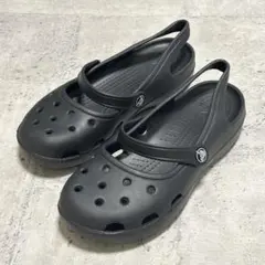 ほぼ新品 廃盤 crocs クロックス カリン【W8/24cm】大人気 ブラックのサムネイル
