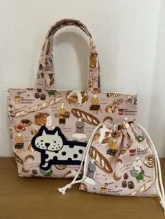 スペシャルセット　SALE猫柄　16cmファスナーポーチ 丸型巾着　ハンドメイド スペシャルセット SALE猫柄 16cmファスナーポーチ 丸型巾着