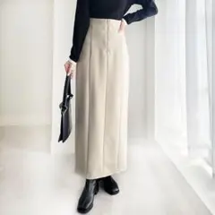 フロントジップタイトスカート アイボリーベージュ