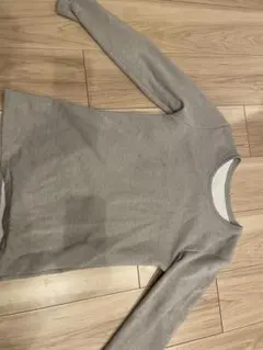 ユニクロ　HEATTECH ULTRA WARM グレー 長袖シャツ L
