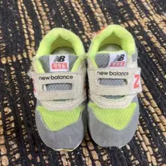 New Balance 996 キッズスニーカー グレー/イエロー