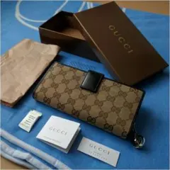 GUCCI/グッチ GG柄二つ折り長財布 GGチャーム付き