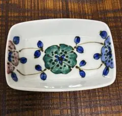 新品未使用　アクセサリートレー　器　皿　さら　有田焼き　波佐見焼　ひな祭り