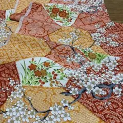 2468★着物　縮緬　切嵌に枝梅草花金彩　身頃ハギレ35×320★