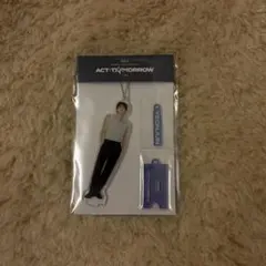 txt ヨンジュン　アクリルスタンド