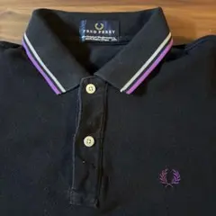 FRED PERRY ポロシャツ サイズO ブラック＆パープルライン 美品 - メルカリ