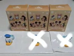 ディズニーストア シークレット リング ドナルド