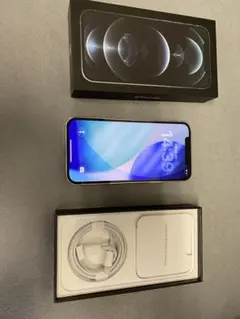 美品　国内版　SIMフリー　iPhone 12 Pro 128GB シルバー色