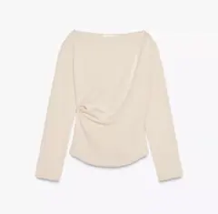 極美品ZARA(ザラ)ライトベージュボートネックトップスロンTカットソー