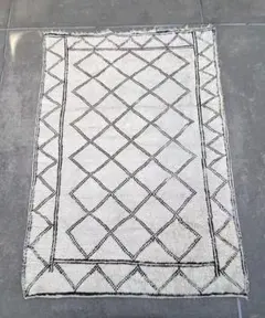 【新品】180×119cm モロッコ　ベニワレン　生成り　ウール　ソファサイズ 新品】180×119cm モロッコ ベニワレン 生成り ウール ソファサイズ