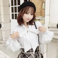 盛れる♡主役級リボンブラウスのサムネイル