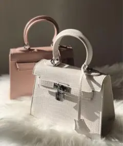 ミニバッグホワイト　クロコ型押し　新品未使用