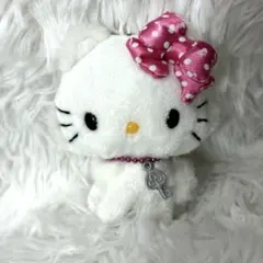 チャーミーキティ　水玉リボン付ぬいぐるみ ボールチェーン付 約10cm