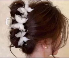 蝶モチーフ ヘアクリップ 白 13cm バンスクリップ 髪飾り