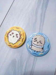 ちいかわ 刺繍缶バッジ ラッコ シーサー