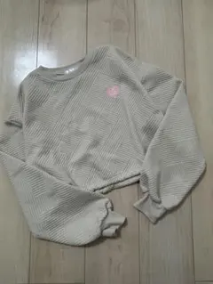 LilyChuu ベージュ クロップドトレーナー