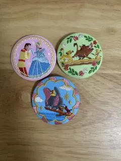 ディズニー刺繍缶バッジ3個セット